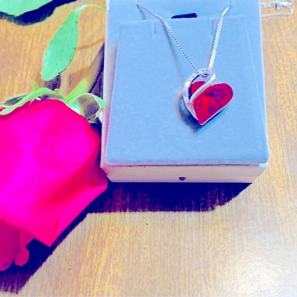 NWT Beautiful Ruby Red heart ♥️ with lab created Diamonds Necklace. - Picture 8 of 11